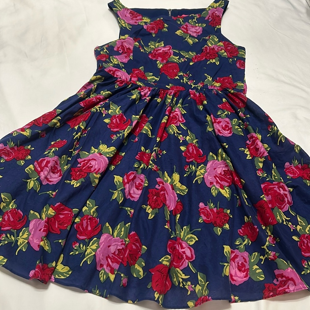 Betsey Johnson Cotton Floral Sleeveless Dress size 10 like new